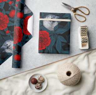 Papel De Presente Aves e flores vermelhas de pénia com folhas azuis