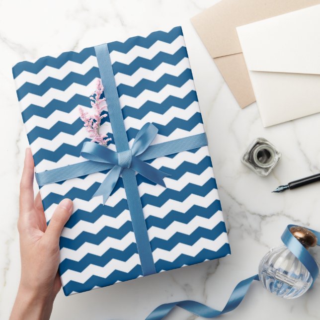 Papel De Presente Azul e Branco Chevron (Presentear)
