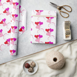 Papel De Presente Balões de Coração Rosa e Vermelho em Branco