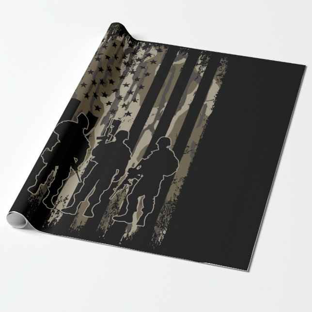 Papel De Presente Bandeira e Soldados da Camo-American de Bottomland (Desenrolado)