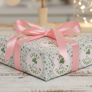 Papel De Presente Bebê Sortudo Irlandês Fofo em Rosa e Trevo Verde