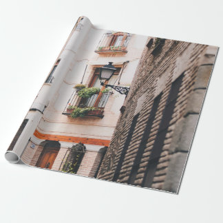 PAPEL DE PRESENTE BECO CONCRETO DE CINZAS DURANTE O DIA