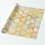 Papel De Presente Bee Floral Honeycomb Beehive<br><div class="desc">Papel floral de ouro elegante com um motivo de almôndegas. Para qualquer ocasião como casamento,  aniversário,  aniversário,  nova casa,  presente na lua de mel,  empacotamento,  novo bebê,  aposentadorias,  evento corporativo.</div>