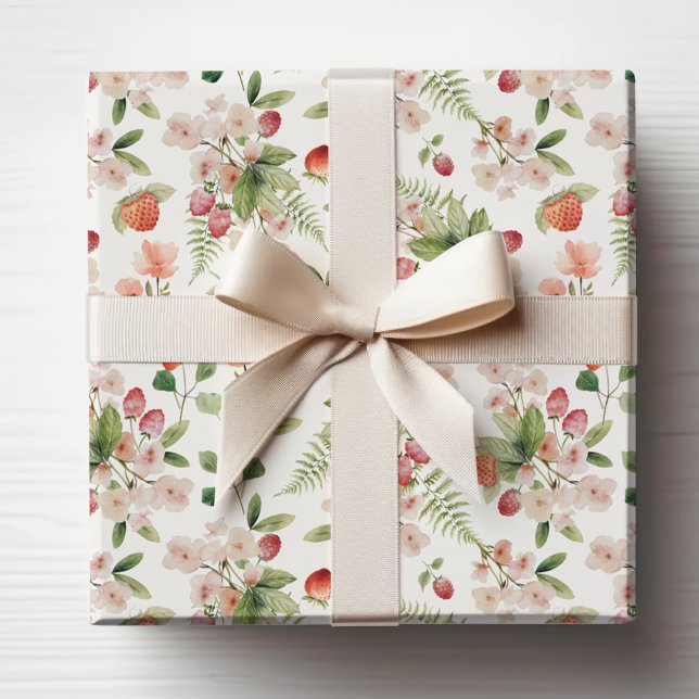 Papel De Presente Berries de Aquarela (Watercolor Floral Berries Wrapping Paper by Painted Paperie
)