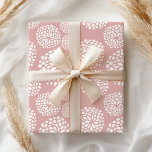Papel De Presente Boho Pastel Girly Modern Rosa Floral<br><div class="desc">Embalagem floral de pasta mole. Veja nossa linha de cheio de produtos de plástico de presentes em nossa loja Zazzle.</div>