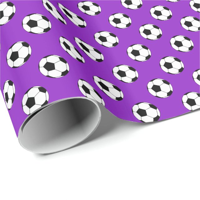 Papel De Presente Bolas de Futebol Preto/Branco em Roxo (Ponta do rolo)
