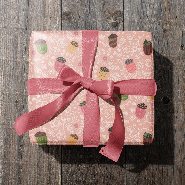 Papel De Presente Bolota de outono rosa-queda (Cute Fall Pink Autumn Acorn Wrapping Paper)