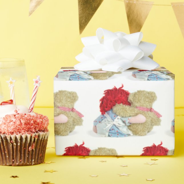 Papel De Presente boneca de trapo e ursinho de pelúcia em branco (Festa de aniversário)