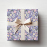Papel De Presente Borboleta Roxa<br><div class="desc">Adicione um toque especial aos seus presentes com o nosso papel de embrulho,  apresentando um padrão caprichoso de florais pastéis e borboletas num pano de fundo roxo escuro. Este belo papel de embrulho é perfeito para coordenar presentes que parecem tão charmosos e pensativos quanto a celebração.</div>