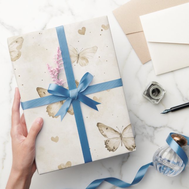 Papel De Presente Borboletas de Creme Corações Aniversário (Presentear)