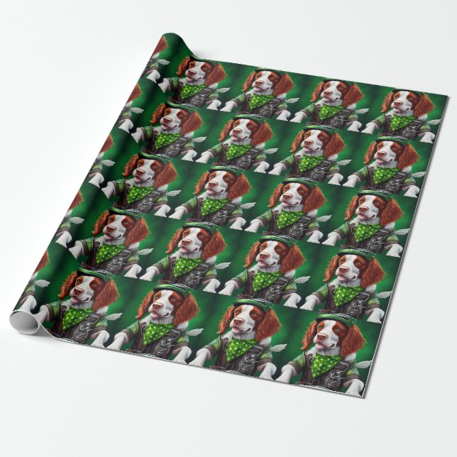 Papel De Presente Brittany Spaniel dirigindo bicicleta no Dia de São (Desenrolado)