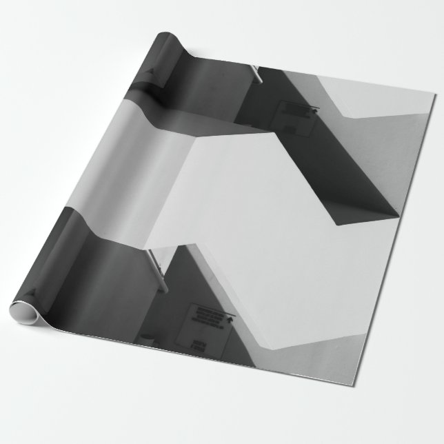 PAPEL DE PRESENTE CABINETE DE MADEIRA BRANCA E NEGRA (Desenrolado)