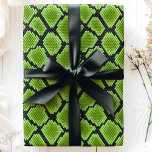 Papel De Presente Cacheskin Verde e Negro<br><div class="desc">O Livro Verde e Preto de Quebra-Cabras apresenta um padrão ousado e exótico de snakeskin em tons verdes e pretos profundos. Este design surpreendente adiciona um toque sofisticado,  mas sujo,  ao seu invólucro de presentes,  fazer-o perfeito para aqueles que apreciam a estética única e na moda.</div>