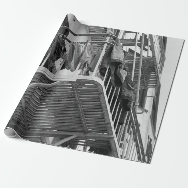 Papel De Presente Calcinha para secar humor, preto e branco (Desenrolado)