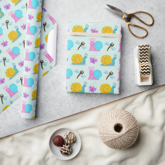 Papel De Presente Caracóis, Borboletas e Dragões (Artesanato)