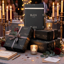 Papel De Presente Casais de noivos com inicial preta elegante