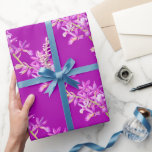 Papel De Presente Casamento com a orquídea roxa<br><div class="desc">Pintado manualmente A aquarela botânica Phaiocalanthe roxa matizes de joias orquídeas repete papel de embrulho de presente de padrão. Outros itens correspondentes estão disponíveis. © Impressão a aquarela original e design por Sarah Trett para www.mylittleeden.com no Zazzle.</div>