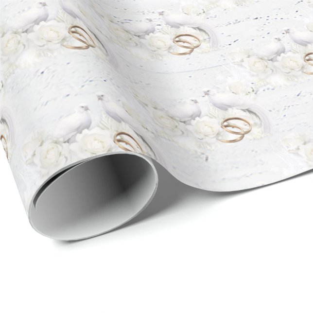 Papel De Presente Casamento de Doves e Anéis em Madeira Branca (Ponta do rolo)