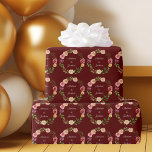 Papel De Presente Casamento de Monograma de Peonia Floral Elegante B<br><div class="desc">Um belo papel de embrulho floral vermelho e burguês,  que apresenta um lindo padrão de cor d'água da flor da peônia com os nomes dos casais personalizados nos círculos. Um papel de embrulho de casamento elegante para uma ocasião de outono.</div>