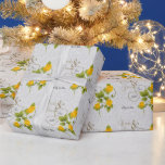 Papel De Presente Casamento Elegante com Rosas Amarelas e Letreiros<br><div class="desc">Papel de enrolamento. Belo Casamento de Rosa Amarelo e Dourada Lettering. Funciona bem para um aniversário ou casamento. 📌 Se você precisar de mais personalização, clique na área "Clique para personalizar mais" ou "Personalizar ou Editar Design" e use nossa ferramenta design para redimensionar, girar, alterar a cor do texto, adicionar...</div>