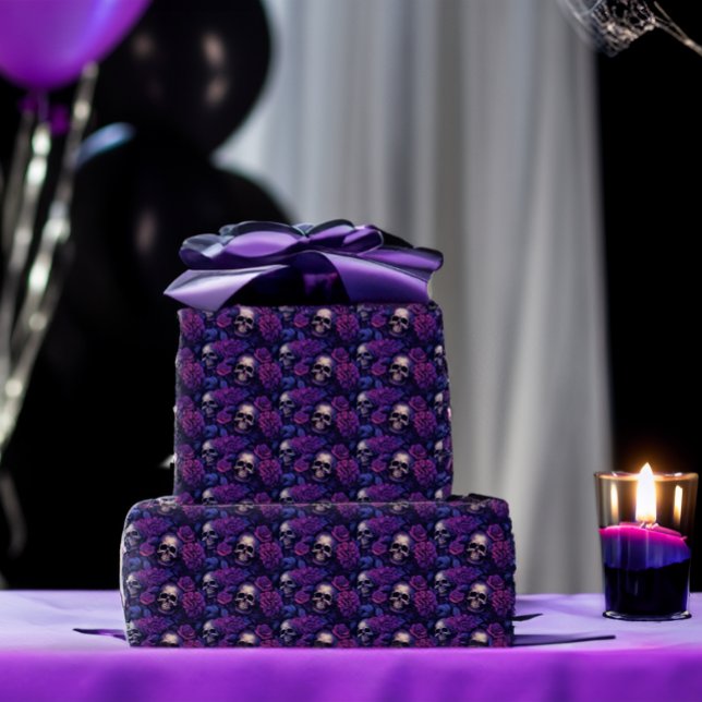 Papel De Presente Casamento elegante de Macabre Skulls e Rosas (Criador carregado)