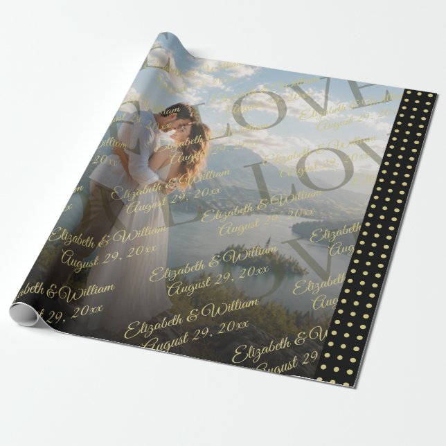 Papel De Presente Casamento personalizado com bolinhas douradas e pr (Desenrolado)
