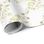 Papel De Presente Casamentos Dourados Elegantes Em Satin Branco<br><div class="desc">Apresentando elegantes bandas de casamento de ouro em um fundo branco de satin. Este papel de embrulho de presente cumprimentará seu presente. ⭐ 99% dos meus designs na minha loja são feitos em camadas. Isso facilita o redimensionamento e a movimentação de gráficos e textos para que cada produto seja ajustado...</div>