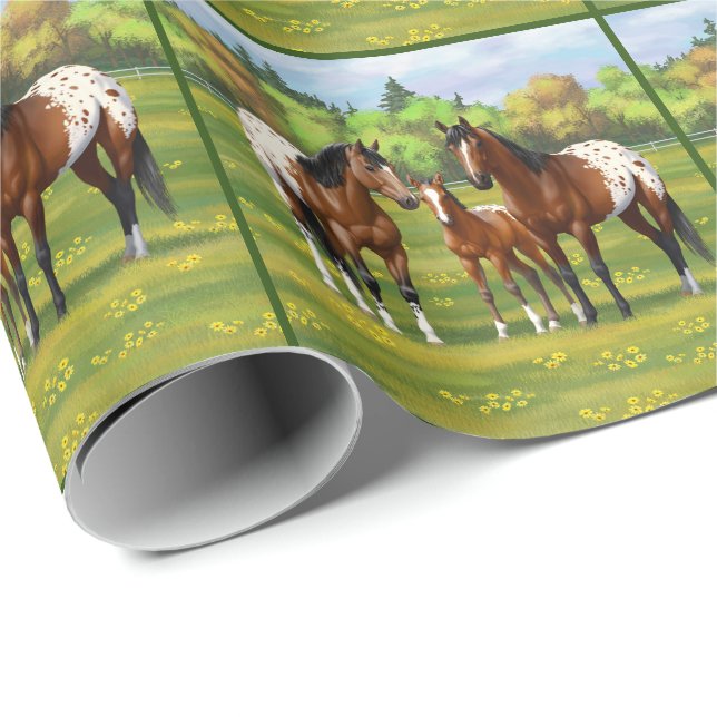 Papel De Presente Cavalos Appaloosa De Baía Castanha Em Pastas De Ve (Ponta do rolo)