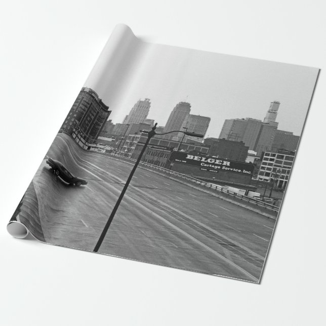Papel De Presente Centro Kansas City Skyline-Black and White Photo (Desenrolado)