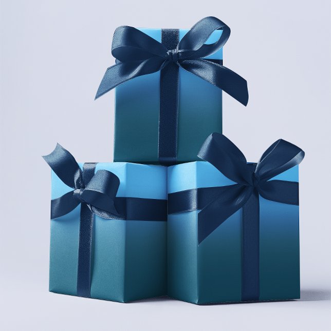 Papel De Presente Céu Moderno e Azul Oceano Ombre (Sky and Ocean Blue Ombre Wrapping Paper)