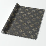 Papel De Presente Chandeliers da Vintage em Preto e Cinza<br><div class="desc">Cinzas e paris pretos,  papel de embrulhamento de padrão de candelabro.</div>