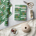 Papel De Presente Chrismukkah Santa Hat e Menorah<br><div class="desc">Você tem uma família interconfessional que celebra tanto Chanucá quanto o Natal? Este chapéu de santa e padrão menorah te deseja um feliz Natal e um Hanukkah feliz perfeito para uma celebração de Christmukkah!</div>