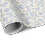 Papel De Presente Chuva de Noiva Azul Pérola Perfeita no Estilo Fran<br><div class="desc">Envolva seus presentes com charme atemporal usando este papel de embrulho azul damasco Pérola Perfeita no estilo francês country. Com peras ilustradas à mão, flores e beija-flores em um padrão clássico inspirado em toile, é perfeito para presentes de chuva de noiva, presentes de casamento ou qualquer ocasião elegante. Projetado para...</div>