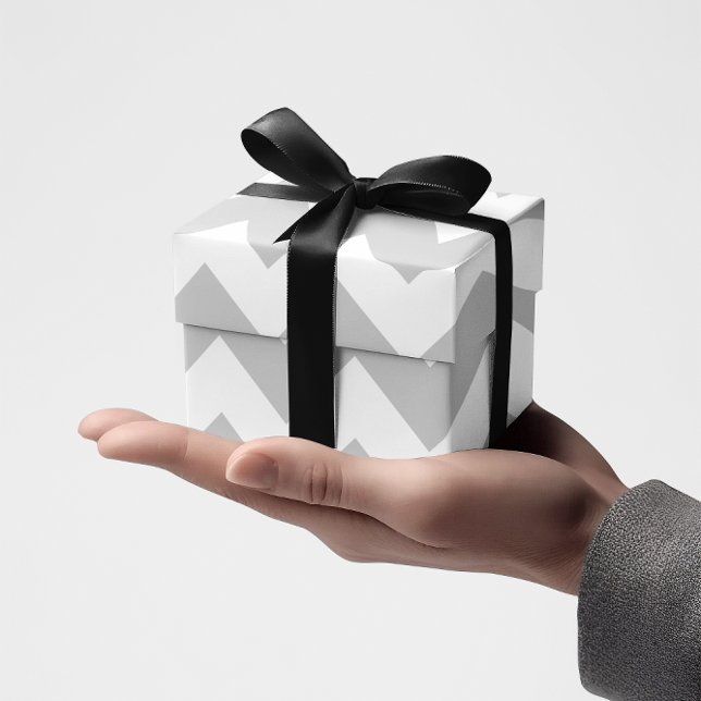 Papel De Presente Cinza clara e divisa branca (Light Grey and White Chevron Wrapping Paper)