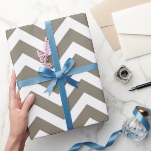 Papel De Presente Cinza e Branco Chevron Grosso V3 para Casamento An