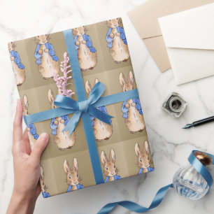 Papel De Presente Coelho clássico em um casaco azul