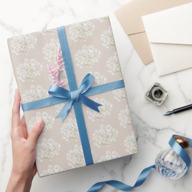 Papel De Presente Coleção de Hydrangea Branca (Presentear)