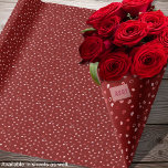 Papel De Presente Corações - Rosas claro no Ombre Vermelho<br><div class="desc">Corações em vários tons de vermelho para rosa claro sobre fundo vermelho escuro. Outras formas de cores disponíveis.</div>