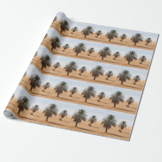 Papel De Presente Desert Oasis: Paisagem das Palmas do Saara.