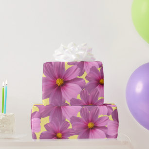 Papel De Presente Design de Flor do Cosmos Roxo em Fundo Amarelo