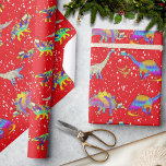 Papel De Presente Dinossauros de Natal vestindo o padrão do Papai No<br><div class="desc">O perfeito design de dinossauro de Natal para trazer a diversão de dino para o festivo feriado. Divertido T Rex, velociraptor, stegossauro, pterodátilo, triceratops, brachiossauro e brontosauro em Santa Chapéu e está nevando. É melhor ter certeza de que você não é malvado, mas legal ou esses dinossauros fofos estarão atrás...</div>