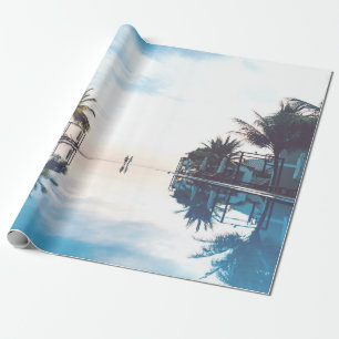 Papel De Presente Duas pessoas ao lado da piscina de natação