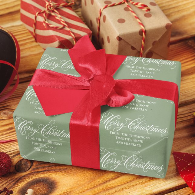 Papel De Presente Elegante Clássico de Script Verde Feliz de Natal (Merry Christmas customized with your name and greeting. )