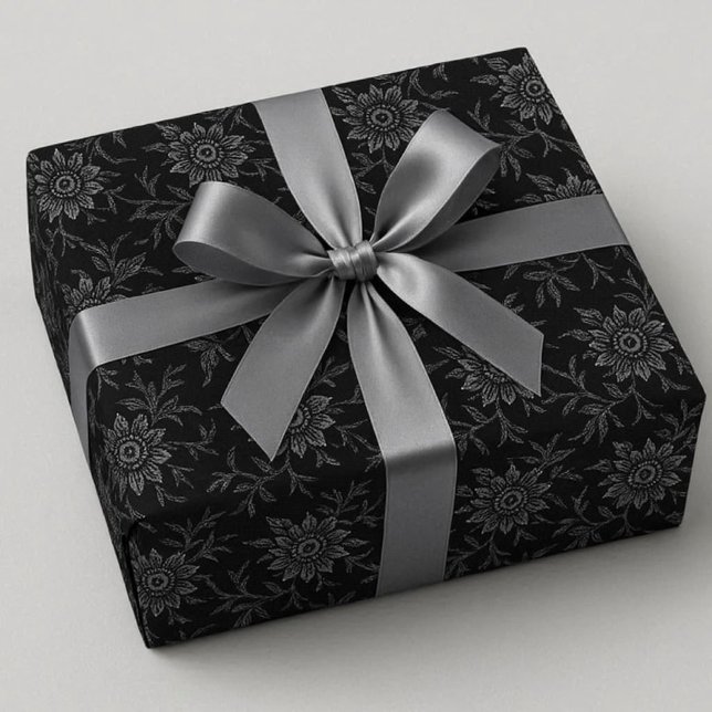 Papel De Presente Elegante Preto Com Damasco Prateado (elegant gothic or dark theme wedding gift wrap.  Black with crystal floral accent)