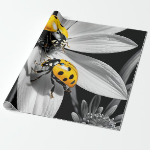 Papel De Presente Escaravelho Amarelo Na Flor Branca Preta
