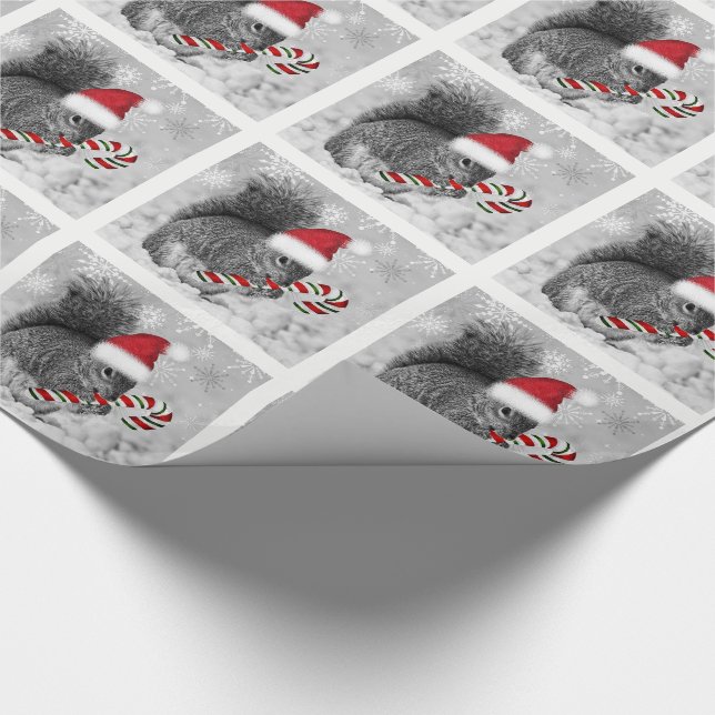 Papel De Presente Esquilo de Woodland em Red Santa Hat com Candycane (Ponta)