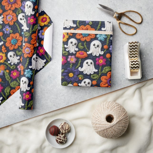 Papel De Presente Estilos de Crochet Halloween Fantasmas e Flores (Artesanato)