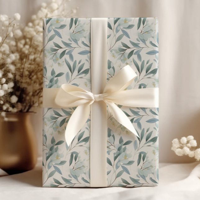 Papel De Presente Eucalyptus deixa creme (Blue green leaves on elegant cream-colored wrapping paper)