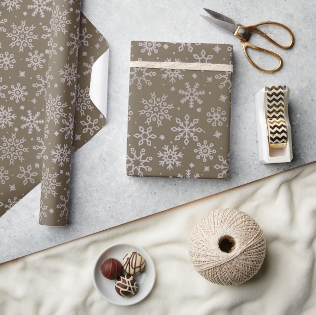 Papel De Presente Farmhouse Russo Brown Snowflake (Artesanato)
