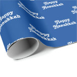 Papel De Presente Feliz presente azul branco de Natal Judaico Feliz<br><div class="desc">Feliz padrão de tipografia azul e branca de Hanukkah,  fofo e Feriado Judaico,  papel de embrulho de presente. Padrão de texto branco sobre fundo azul.</div>